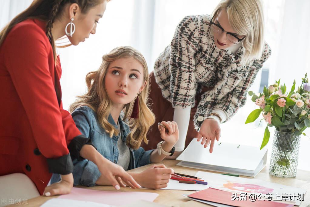 申论范文解析，数字化转型中的数据整合策略之道